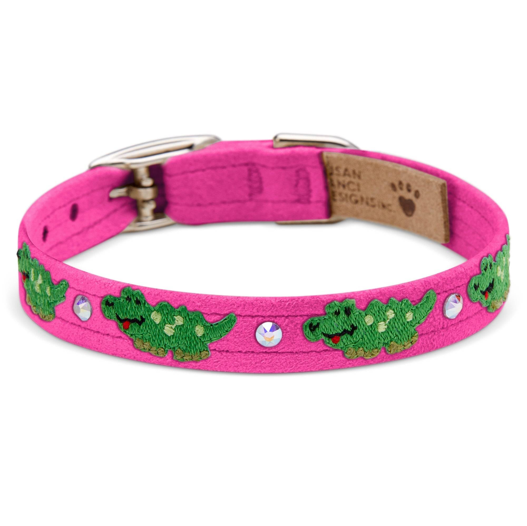 Embroidered Alligators Collar Red