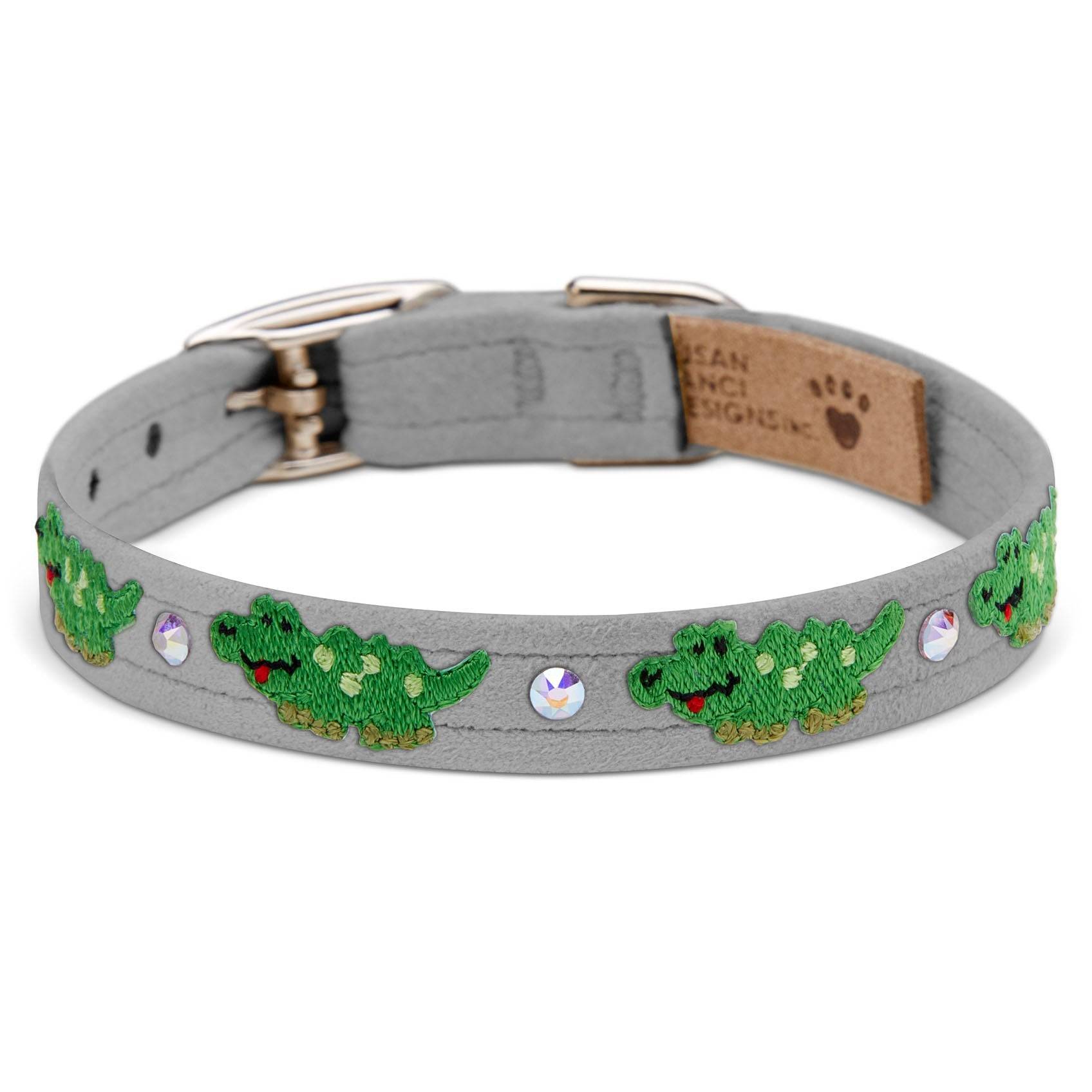 Embroidered Alligators Collar Platinum