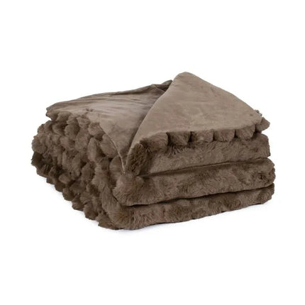 Lux Faux Fur Throw – Ultra-Soft & Stylish Pet Blanket