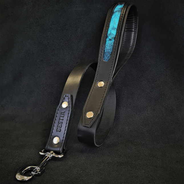 The ''Morelia Python'' leash