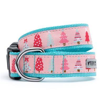 Pink Holiday Trees Collar