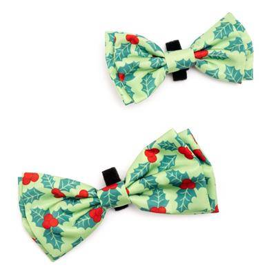 Holly Bow Tie