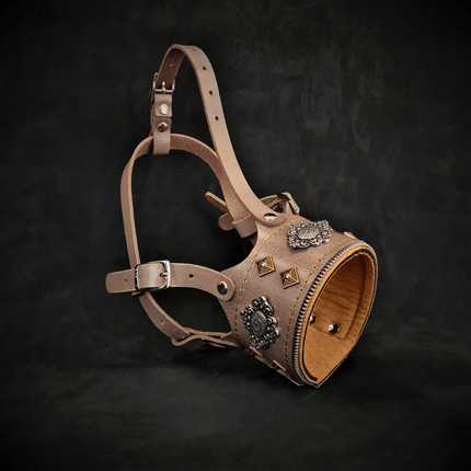 The "Aztec" leather muzzle Grey