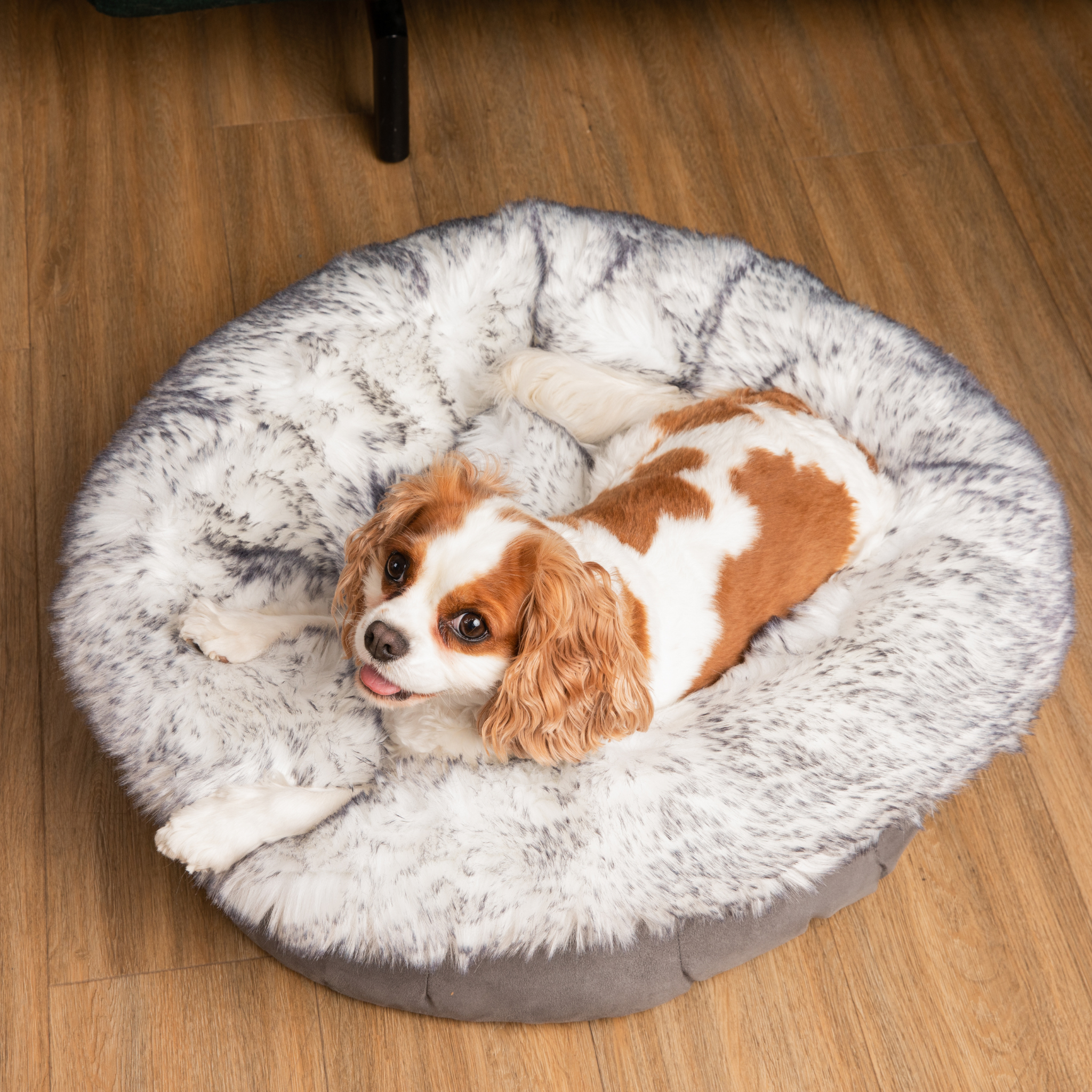 PupPouf Luxe Faux Fur Donut Dog Bed - Ultra Plush Arctic Fox