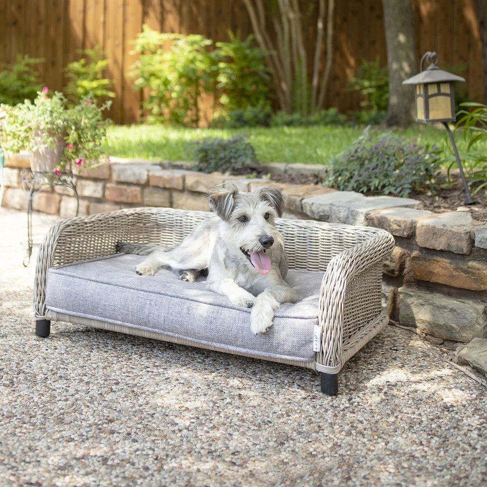 La-Z-Boy Sunny Outdoor Lounger Dog Bed