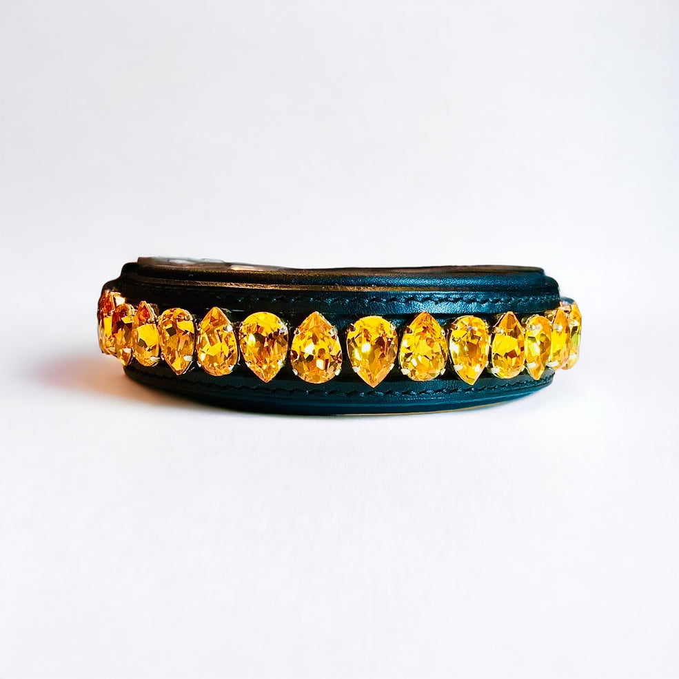 Liz Dog Collar Sunflower Over 19.5