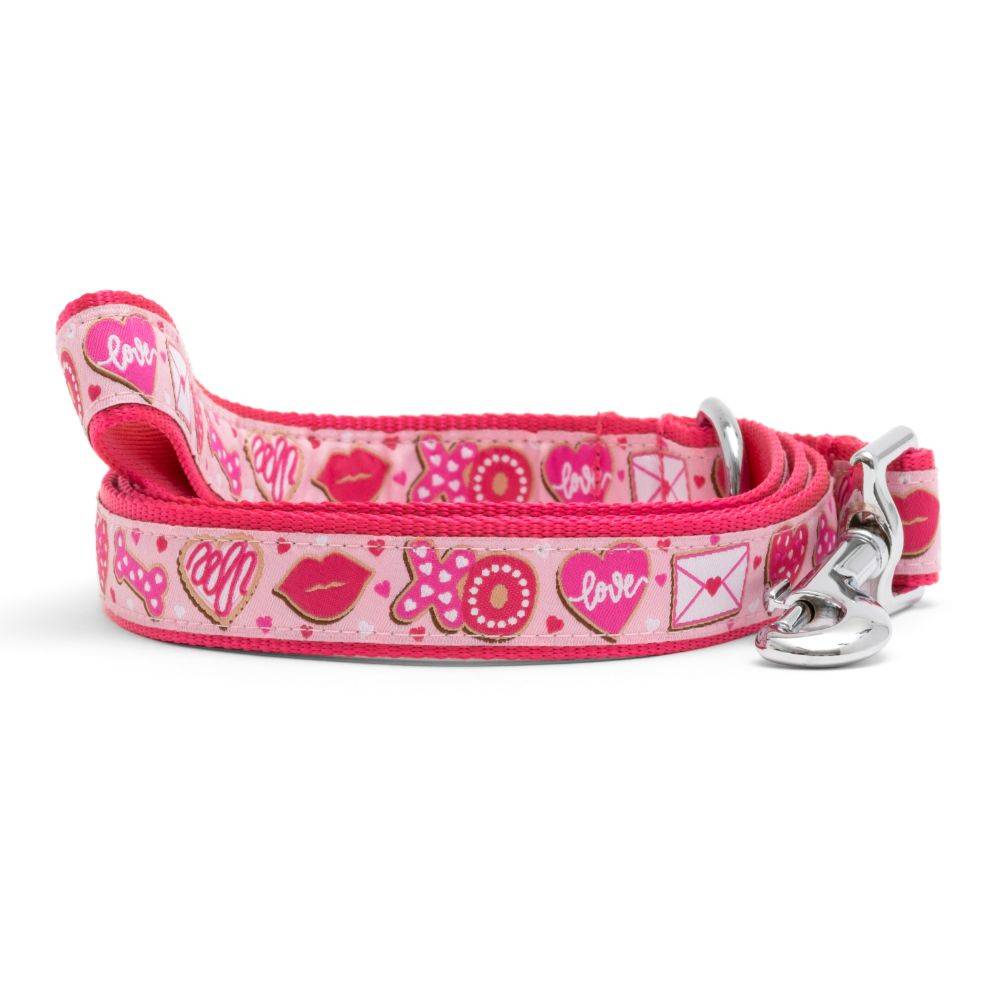 Love & Kisses Collar