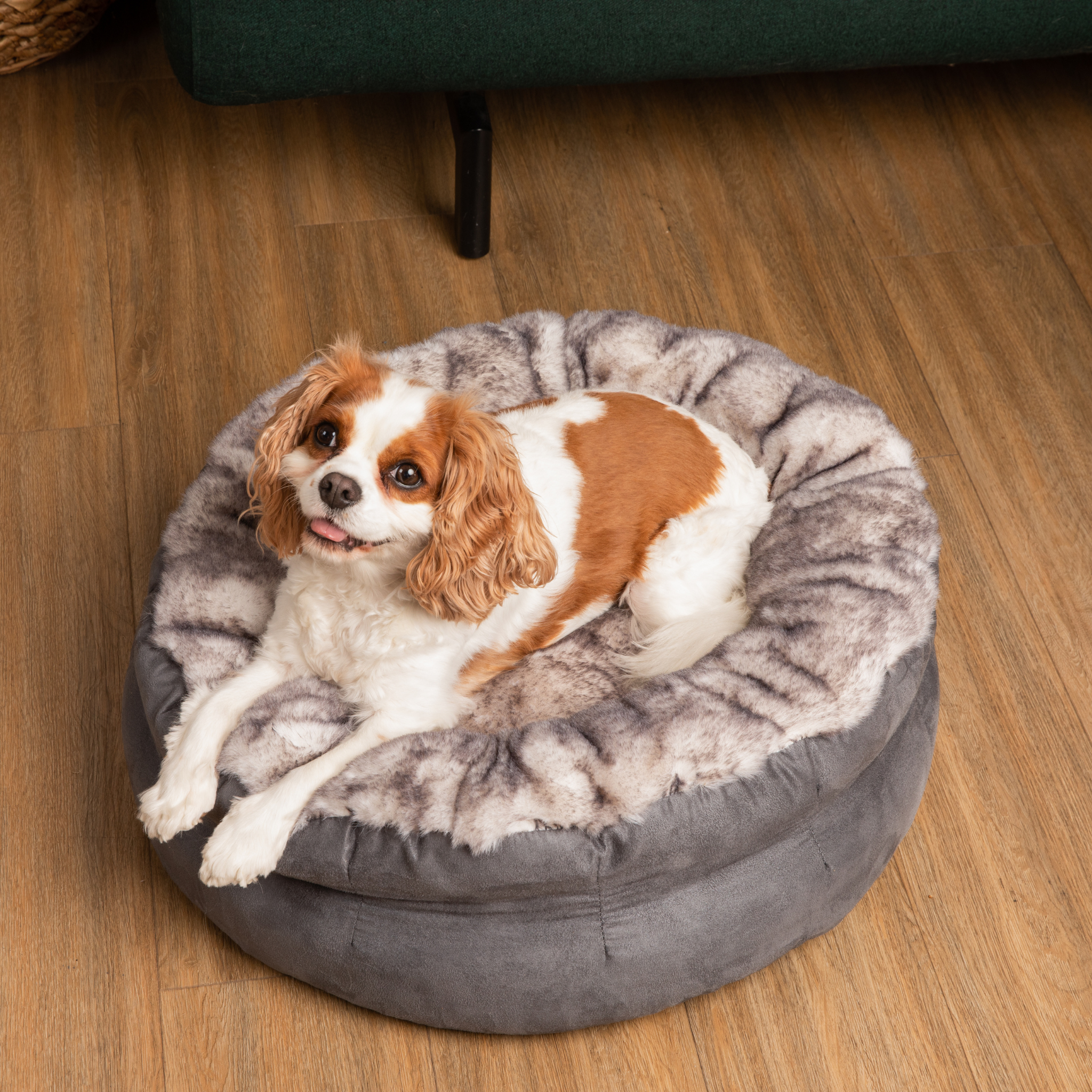 PupPouf Luxe Faux Fur Donut Dog Bed - Ultra Soft Chinchilla