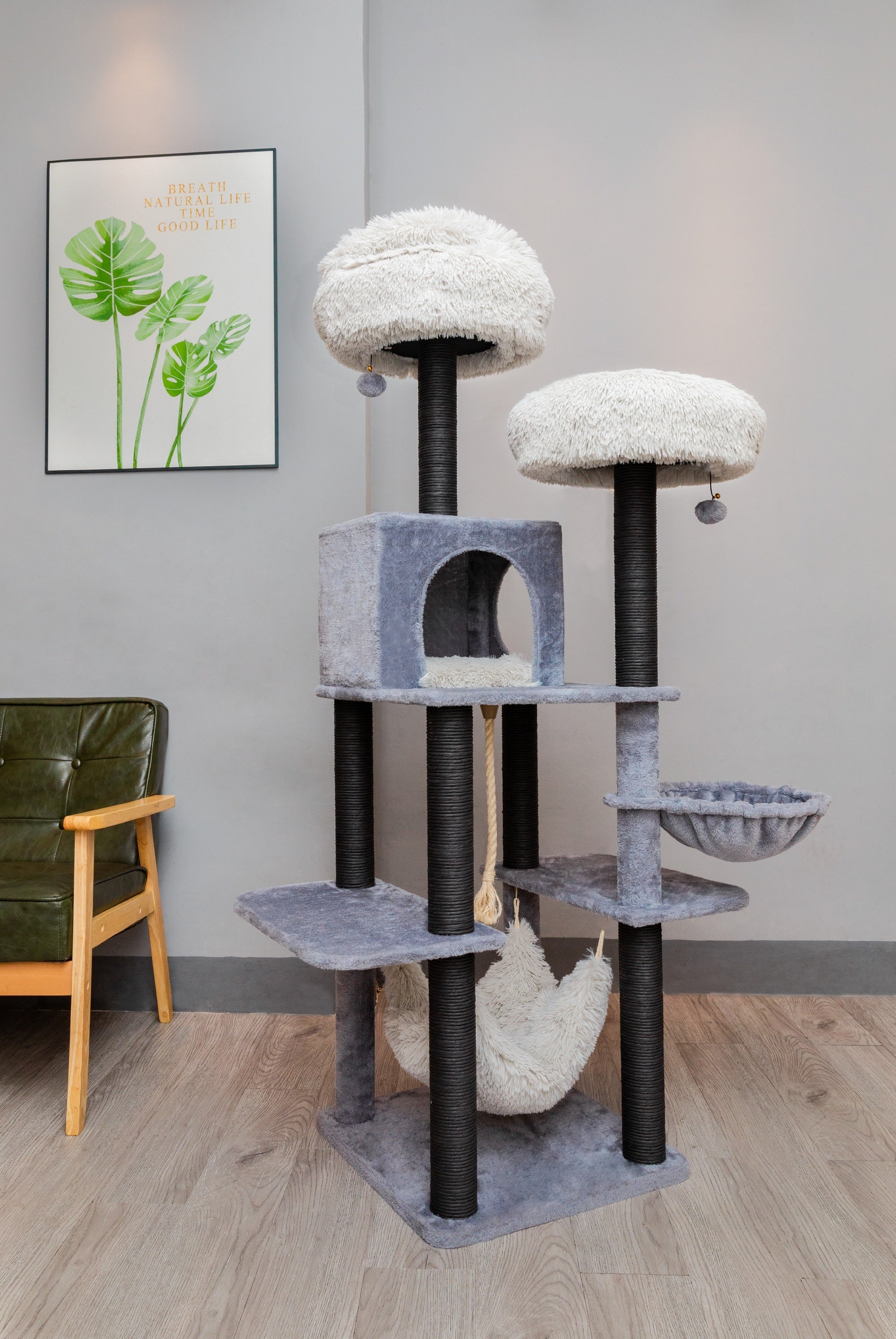 BradbBradbury 7 Level Grey Cat Tree with Scratching Posts