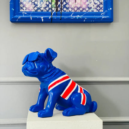 British Lover Bulldog Statue