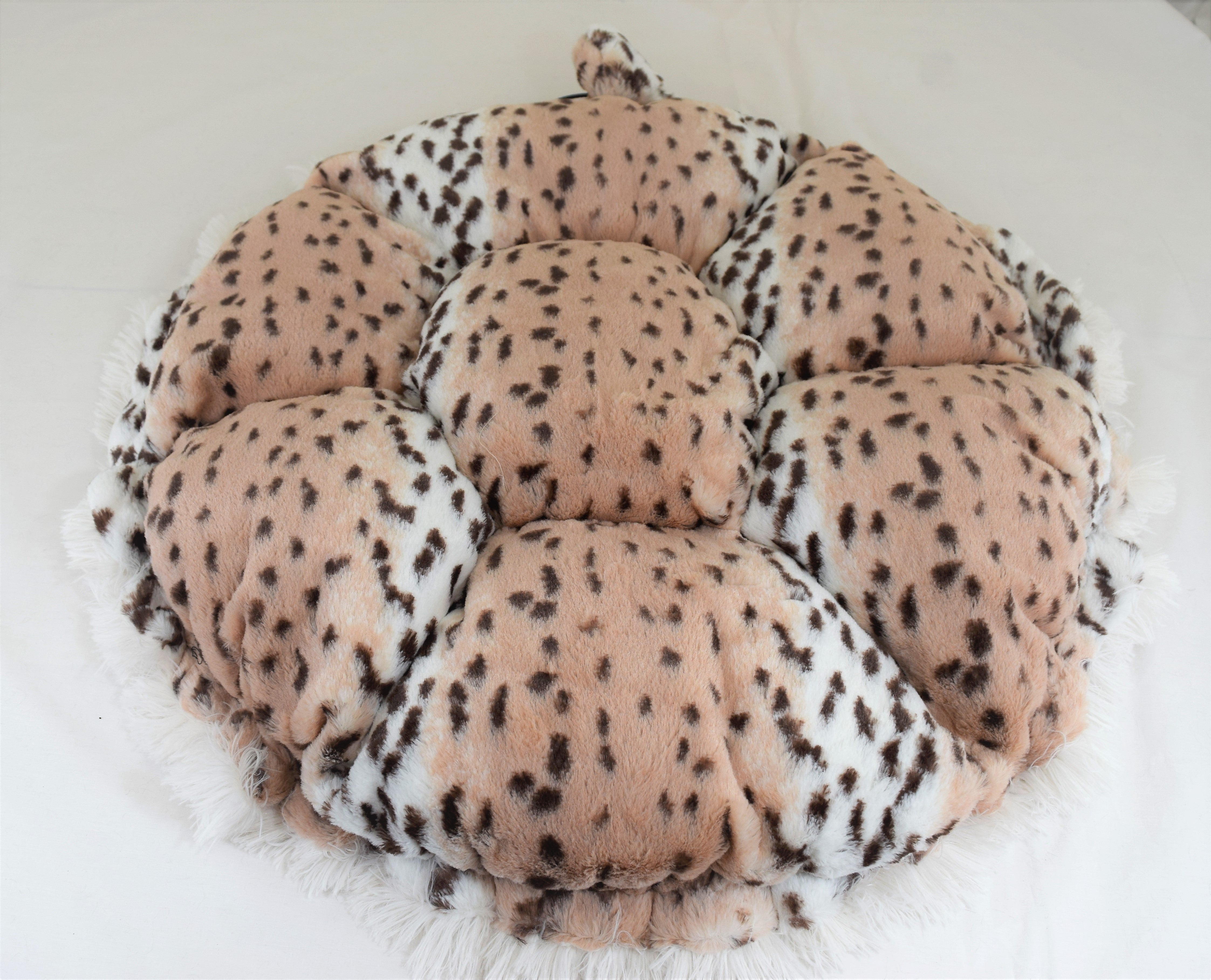 Snow Leopard & Cream Shag Swaddle Bed