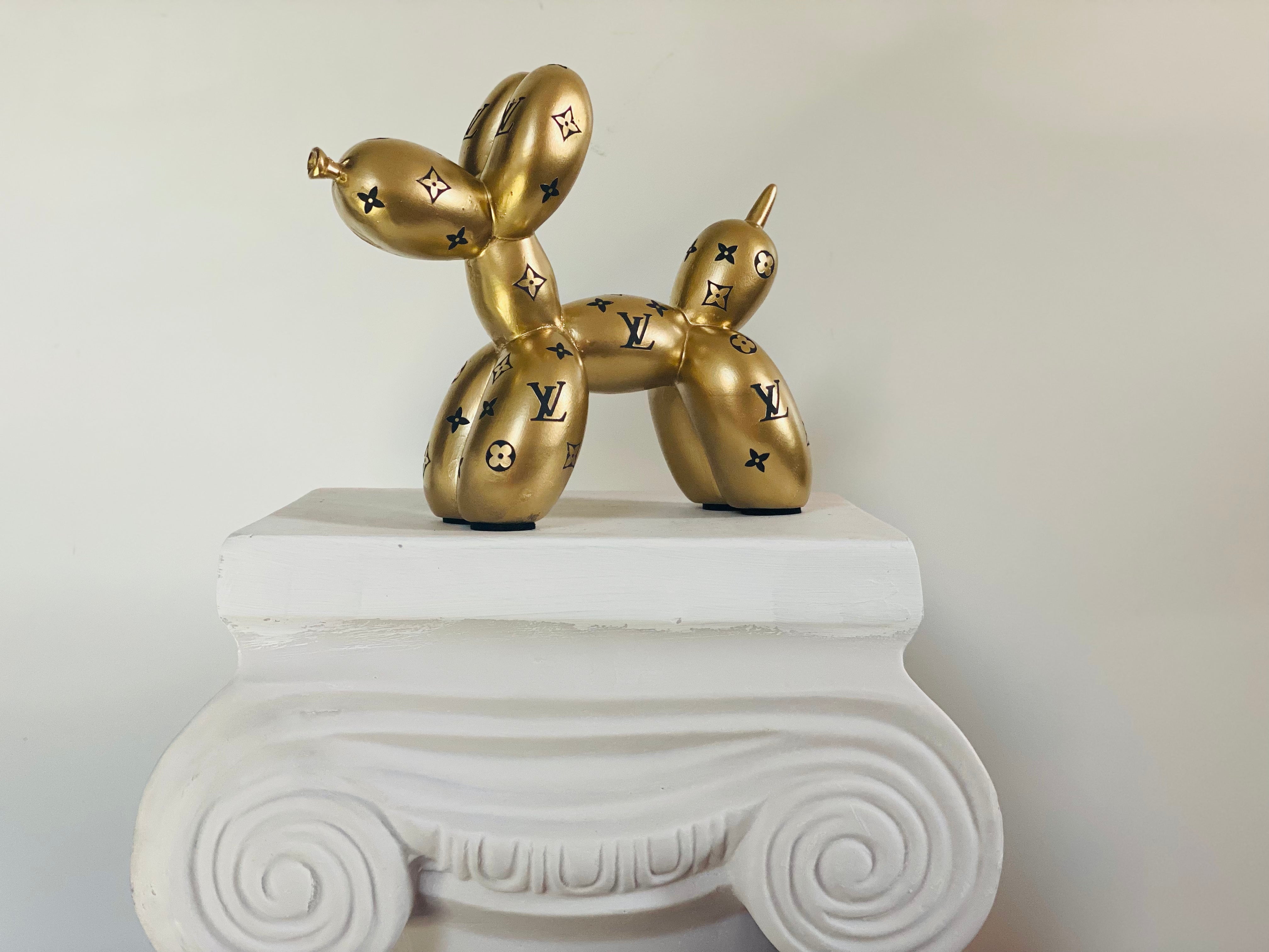 Designer Luxury Balloon Dog Statue in Gold