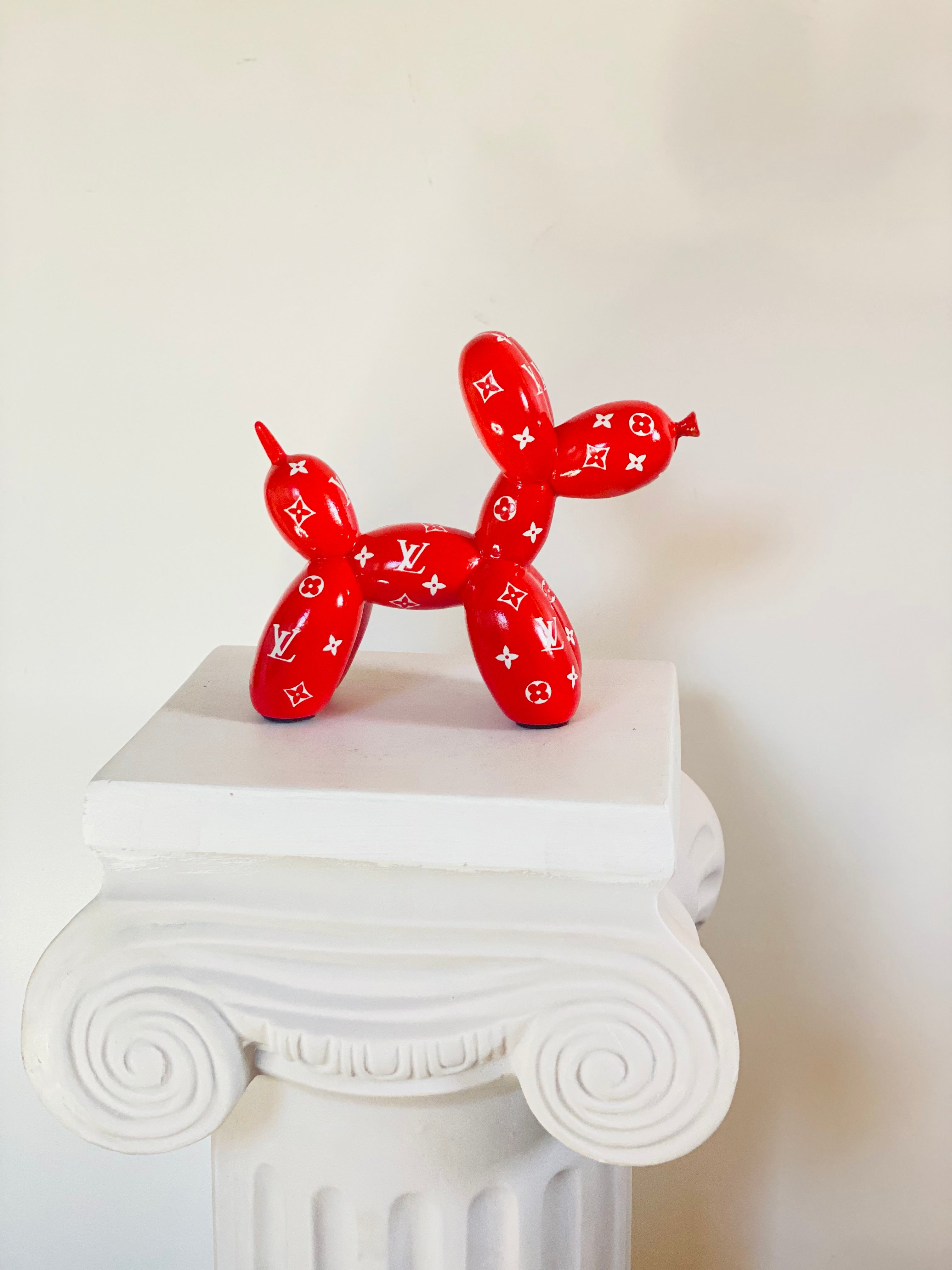 Designer Luxury Balloon Dog Statue in Red