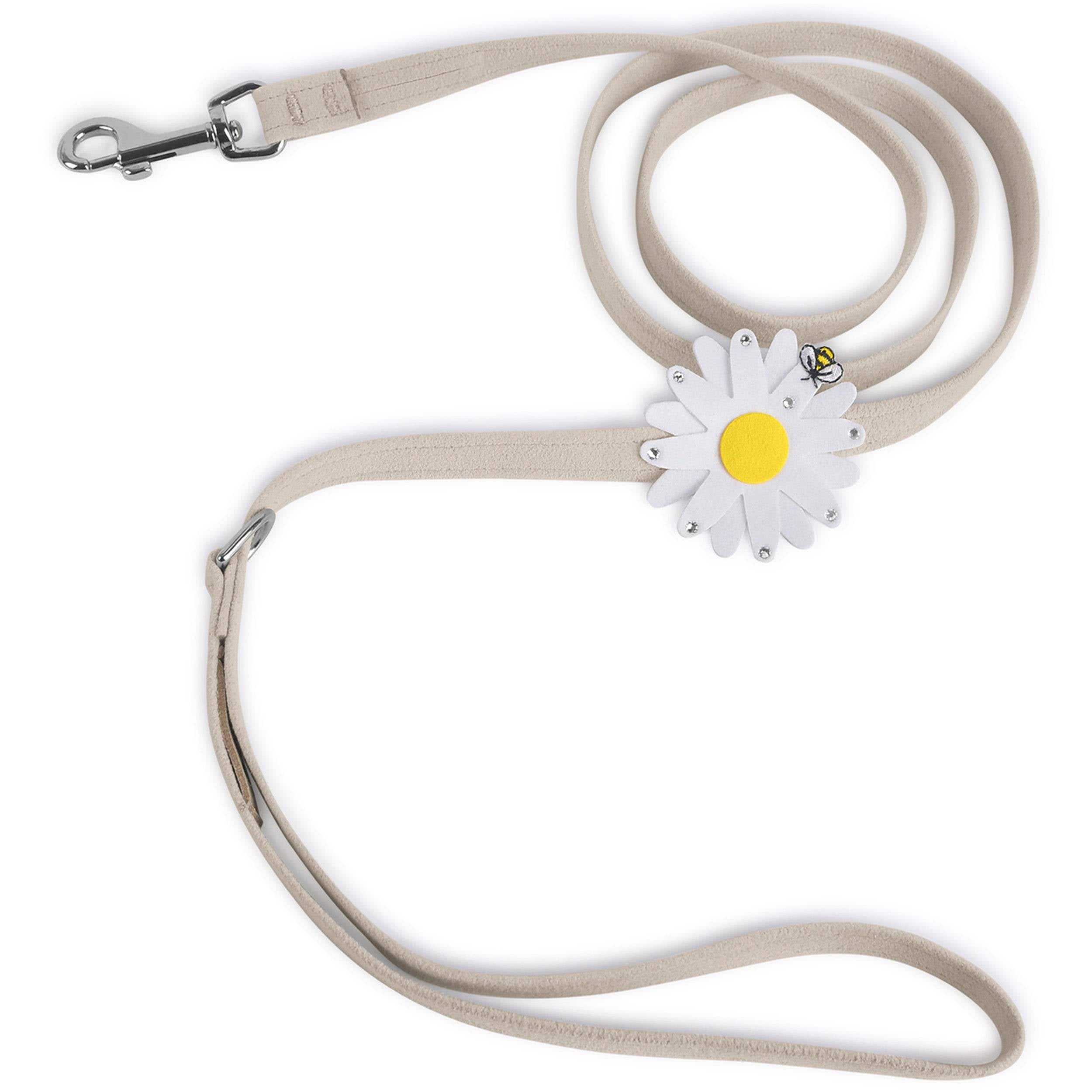 Large Daisy Leash Doe