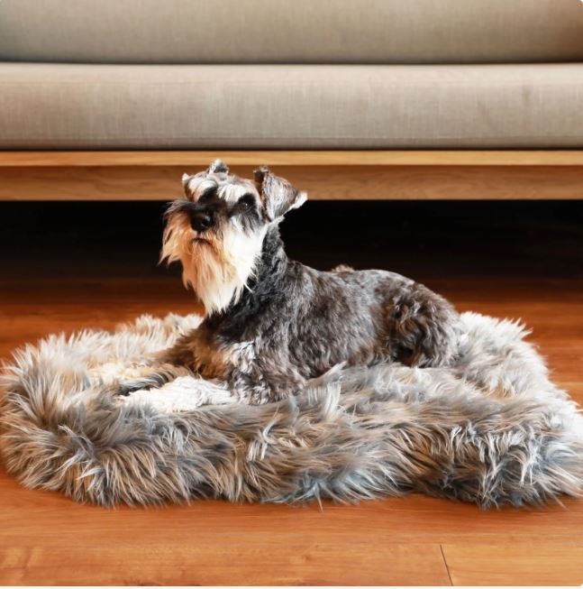 PupRug Faux Fur Orthopedic Dog Bed - Curve Charcoal Grey