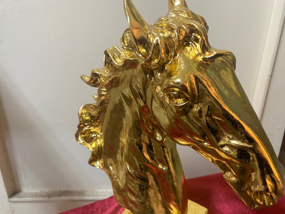 Golden Horse Head Sculpture HT Animal Supply