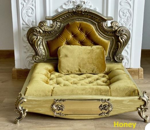 Luxury Baroque Pet Bed in Gold & Baby Pink Honey Gold