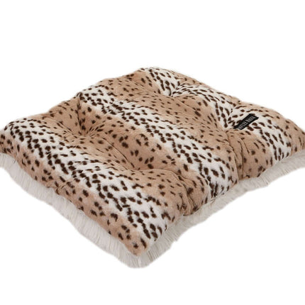 Snow Leopard with Cream Shag Pillow Bed