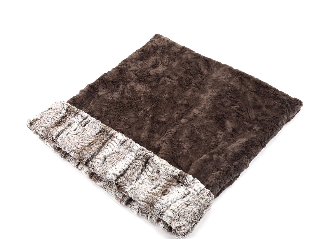 Gator & Grey Mink Cuddle Pouch