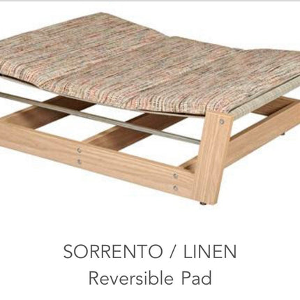 Yugen Pet Lounger in Sorrento