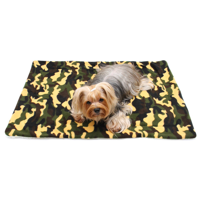 Double Layered Green Camouflage Fleece/Plush Blanket