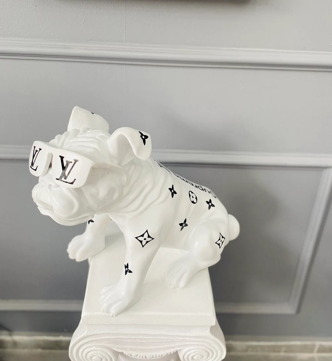 Designer Luxury Design Bulldog-Black & White