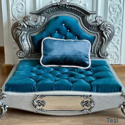 Luxury Baroque Pet Bed in Silver & Blue Violet