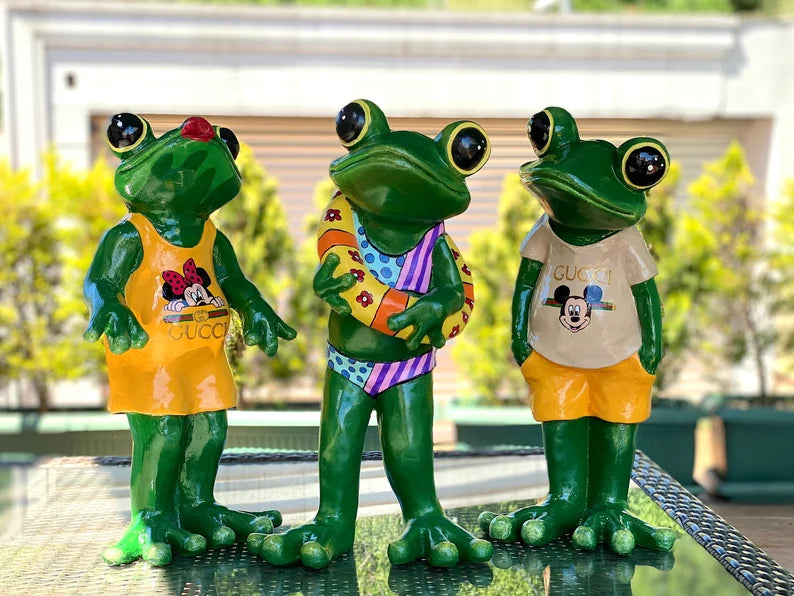 Luxury Garden Frog Statue