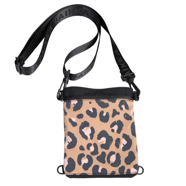 PAIKKA Visibility Treat Pouch leo