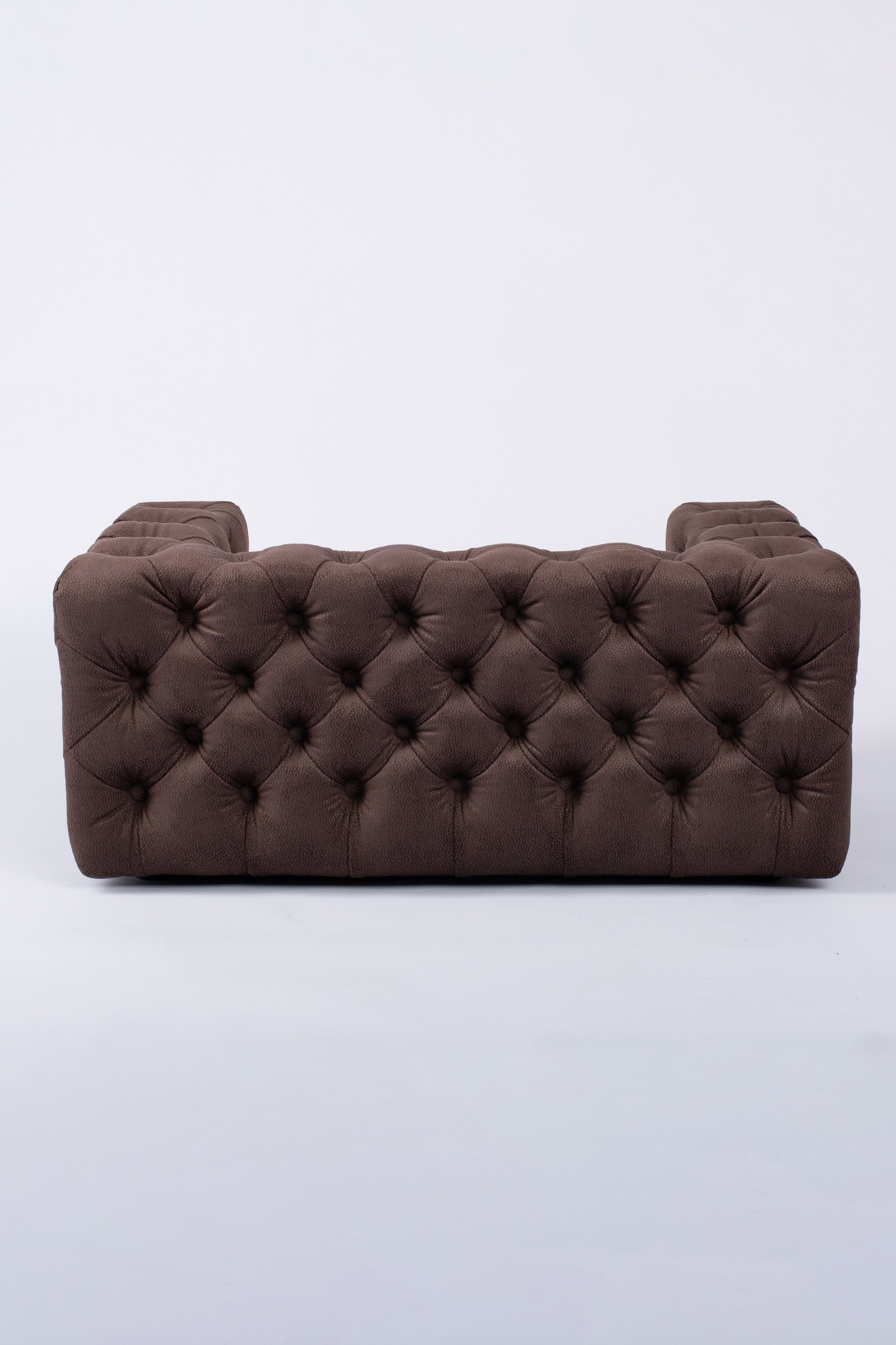 The Glamour Luxury Pet Bed in Dark Brown