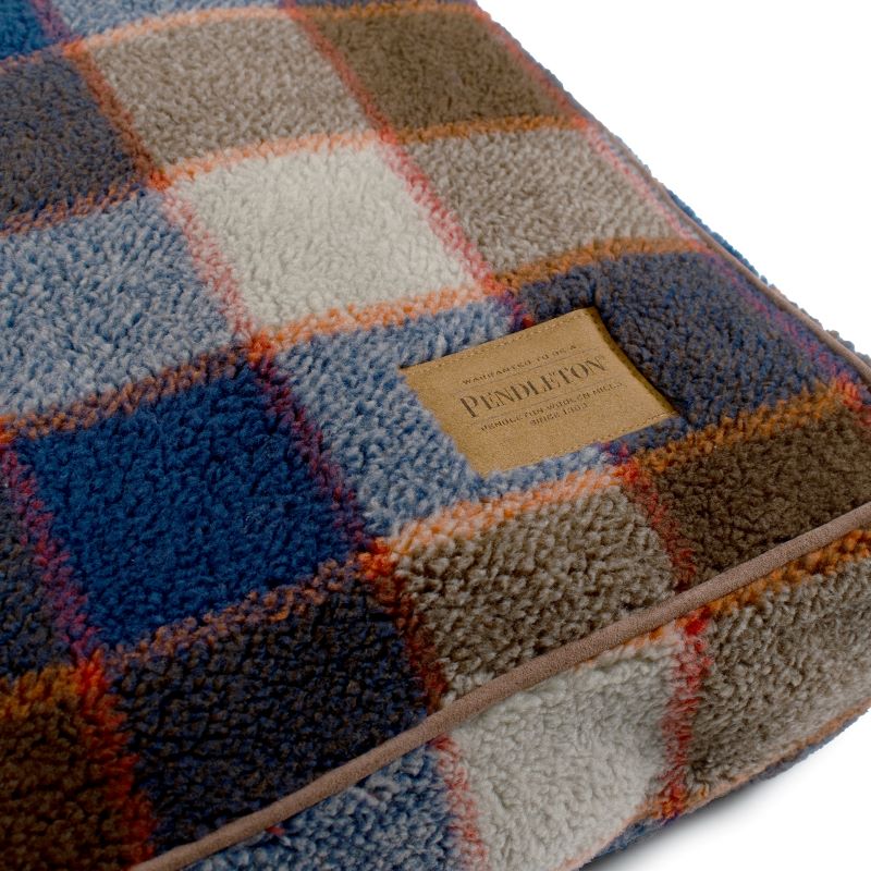 Pendleton Berber Pet Napper - Mountain Plaid