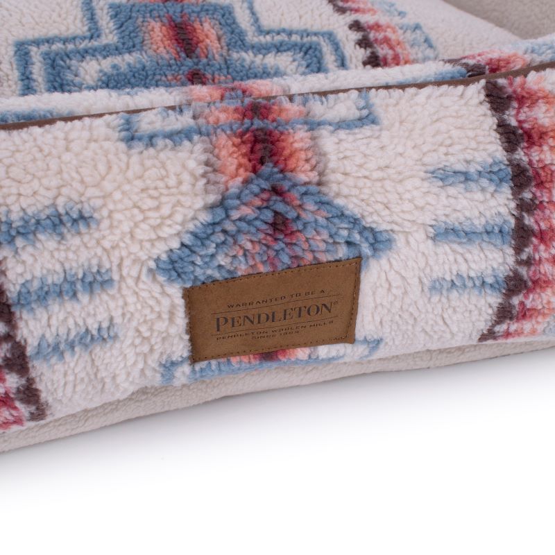 Pendleton Berber Kuddler Dog Bed - Harding Rosewood