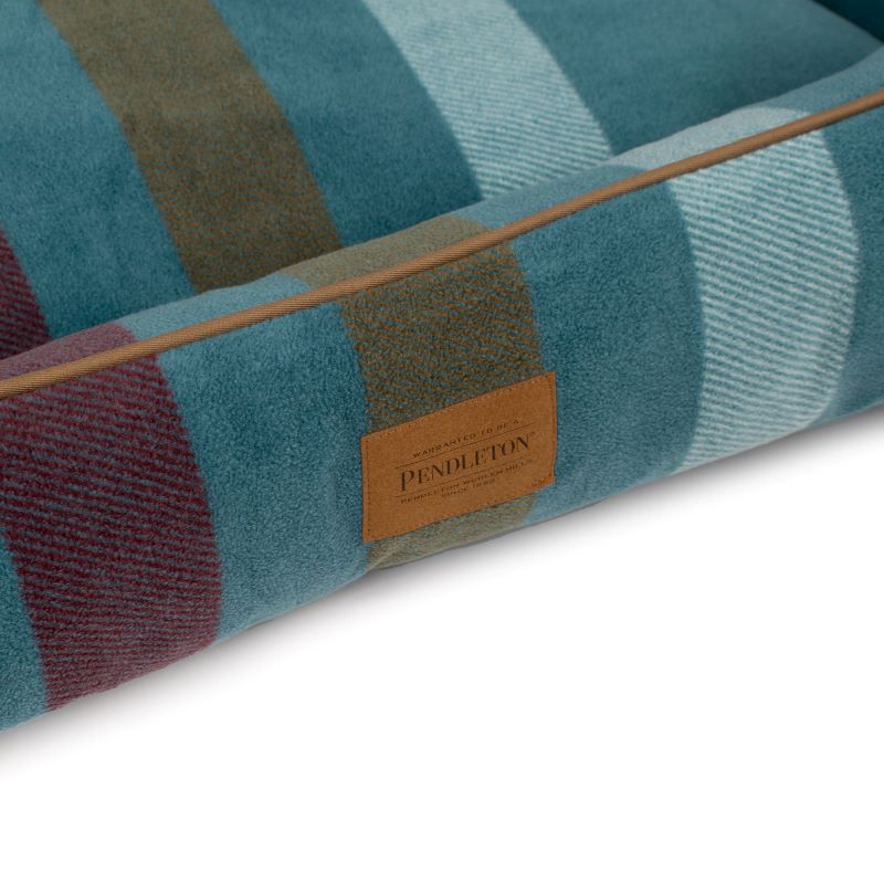 Pendleton Fleece Kuddler Dog Bed - Cabin Stripe Shale