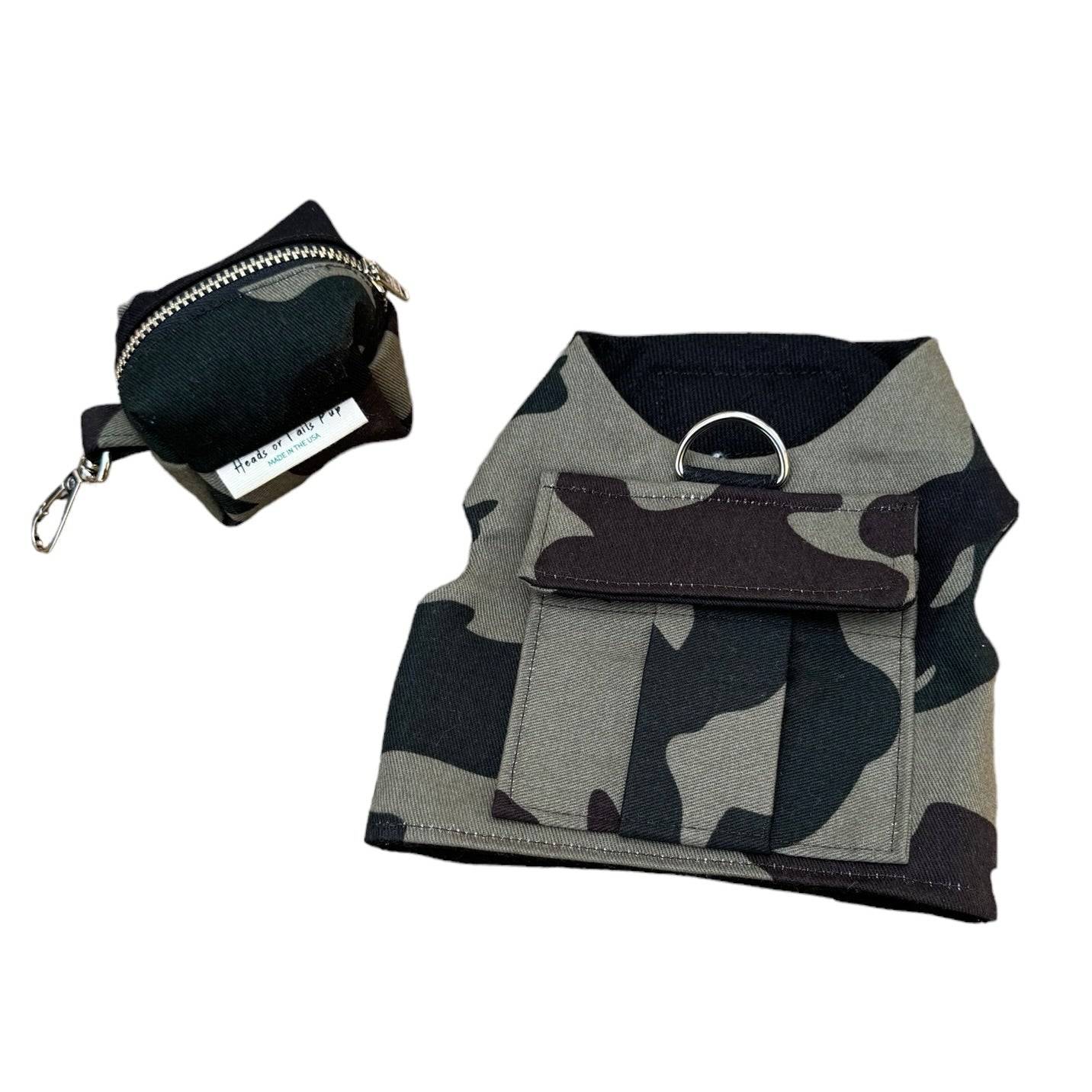 Poop Bag Carrier in Camo