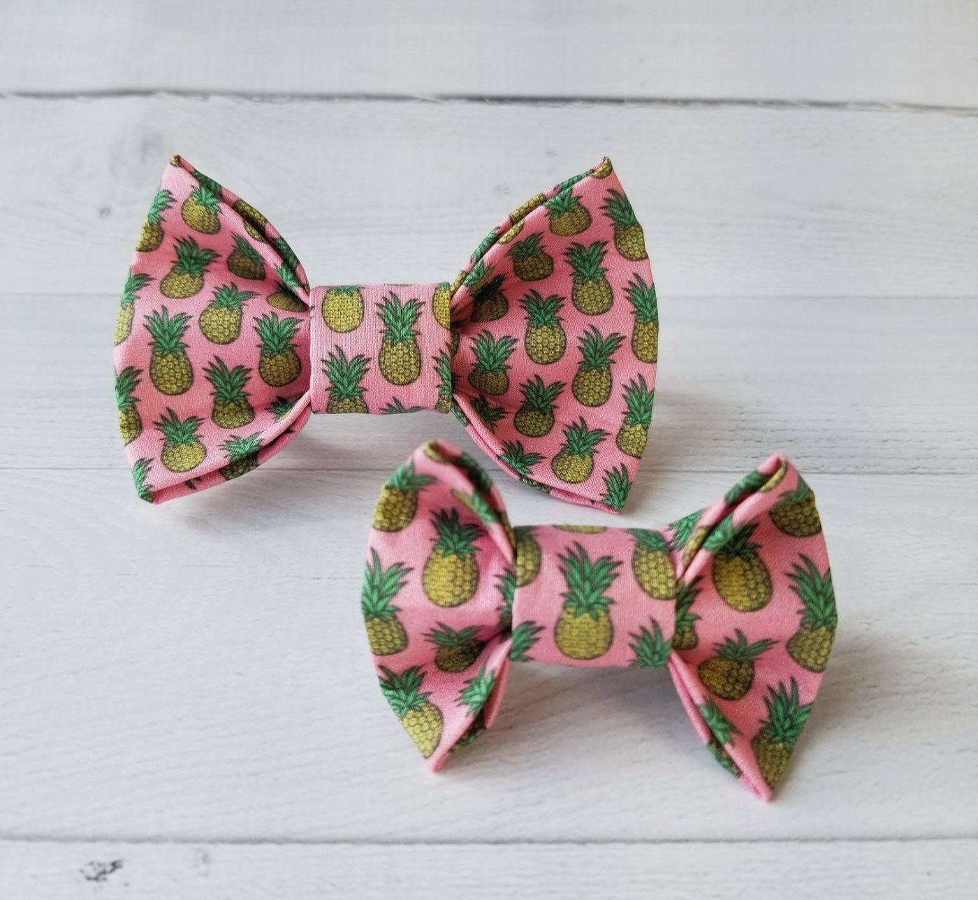 Pink Pineapple Dog Bow Tie