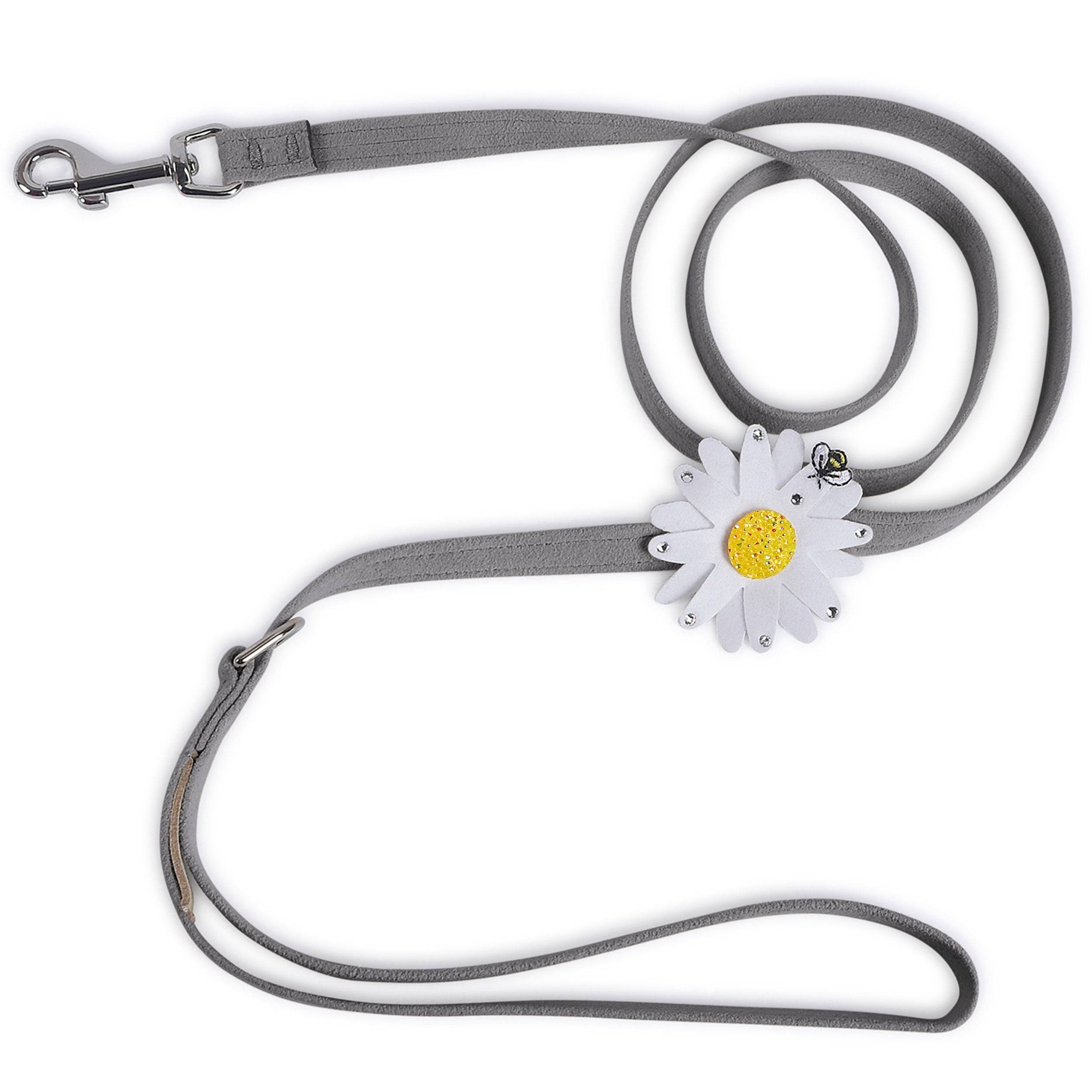 Large Daisy with AB Crystal Stellar Center Leash Platinum