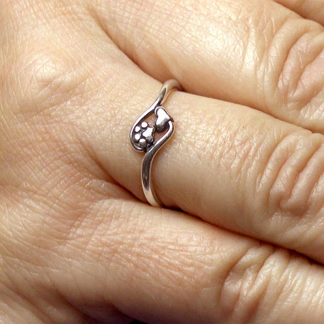 Paw Print and Heart Ring, Sterling Silver Close To My Heart Ring