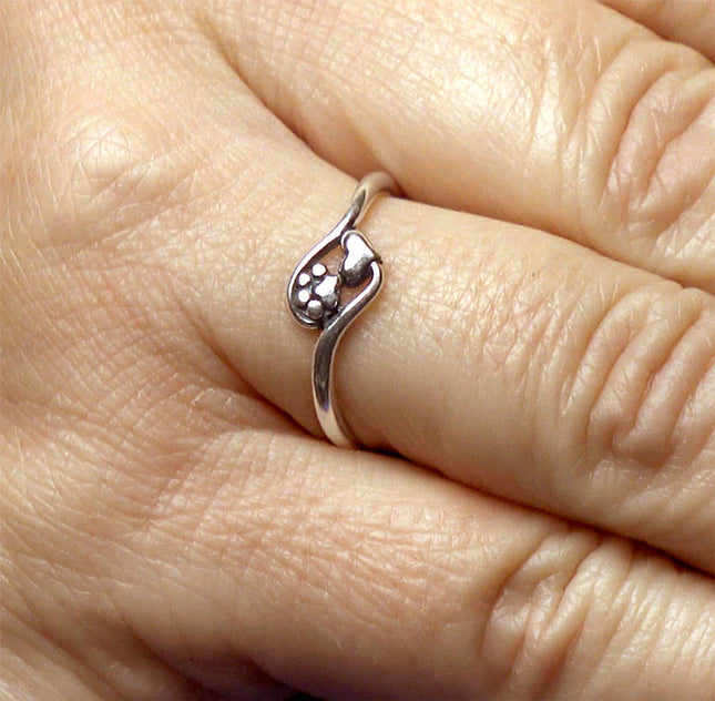 Paw Print and Heart Ring, Sterling Silver Close To My Heart Ring