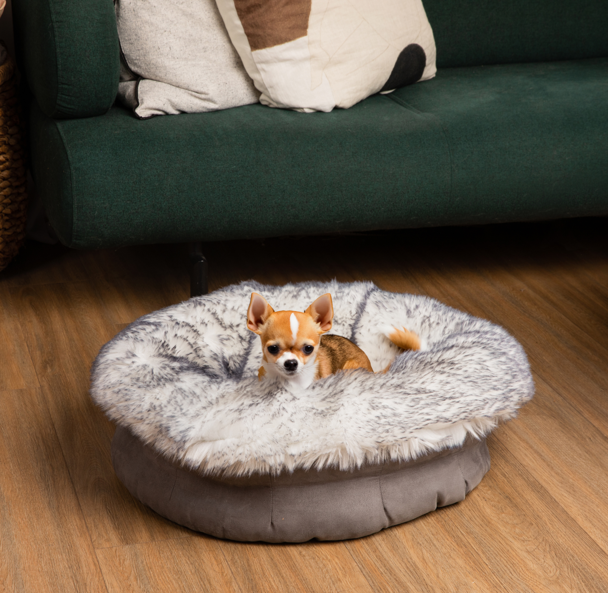 PupPouf Luxe Faux Fur Donut Dog Bed - Ultra Plush Arctic Fox