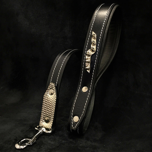 The ''Platinum'' leash