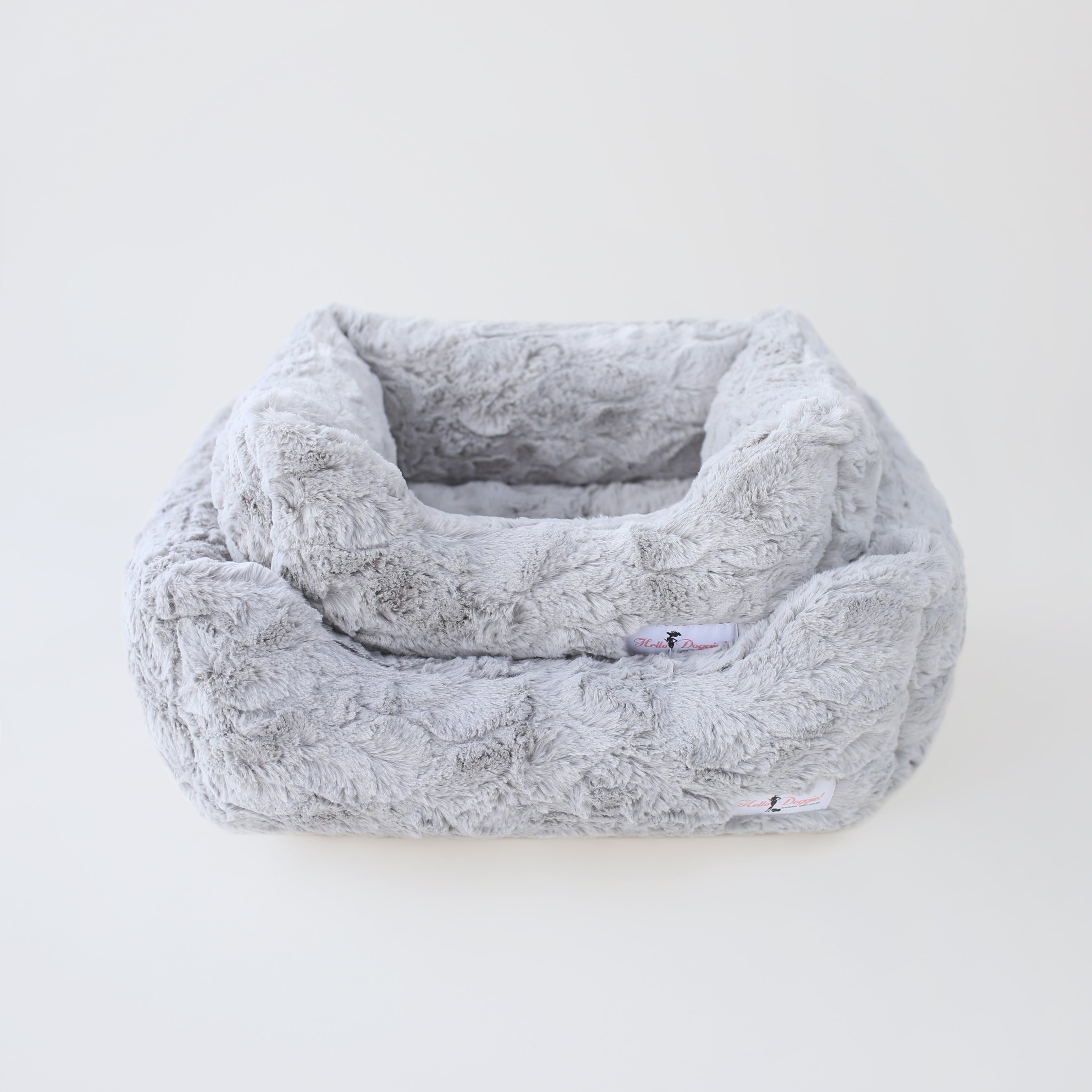 Bella Dog Bed Silver