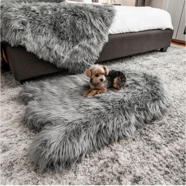 PupRug Faux Fur Orthopedic Dog Bed - Curve Charcoal Grey