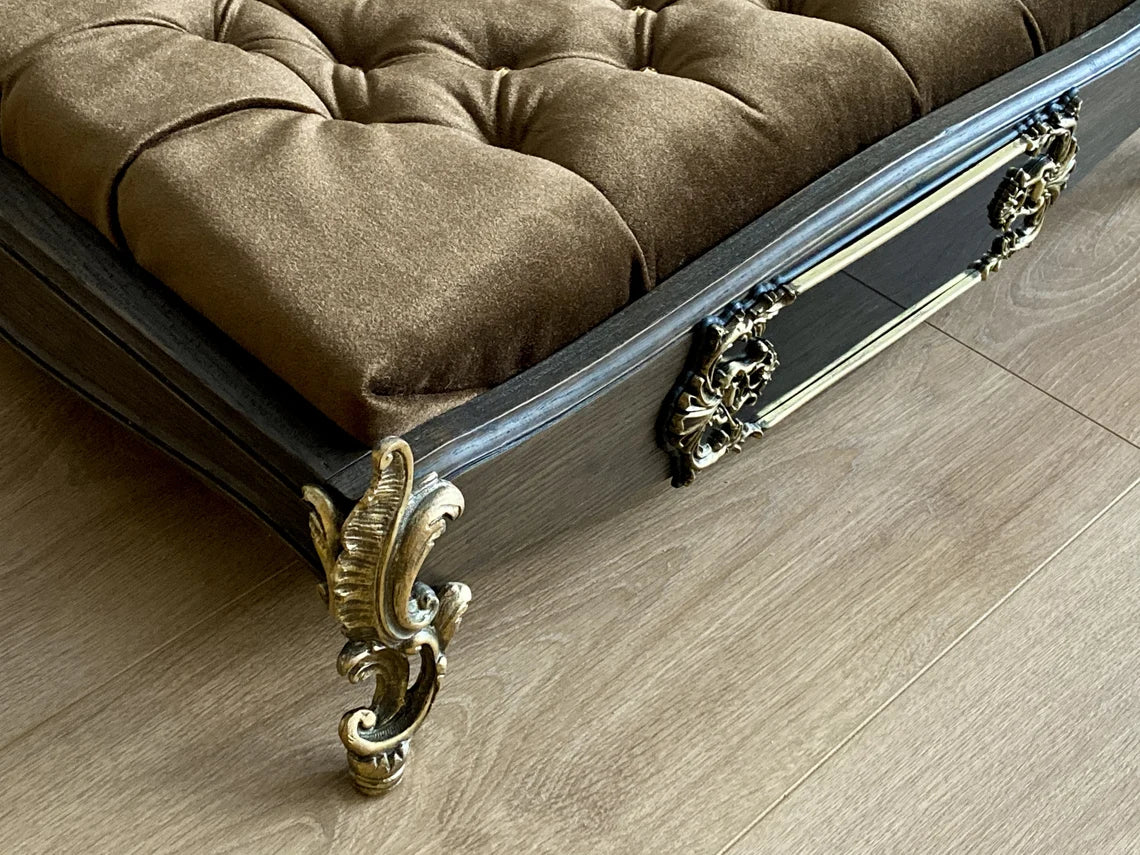 Luxury Baroque Pet Bed in Dark Walnut & Olive