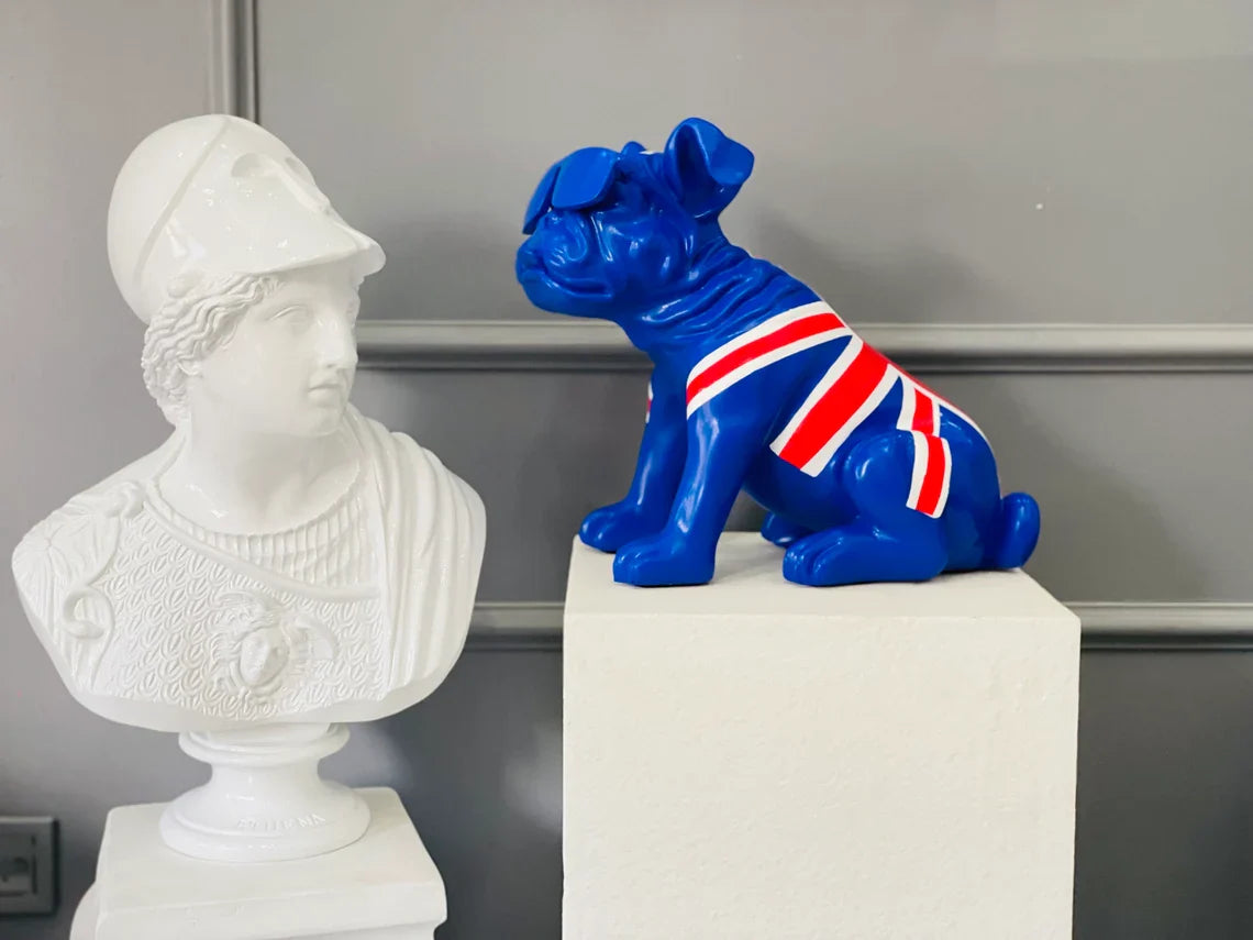 British Lover Bulldog Statue