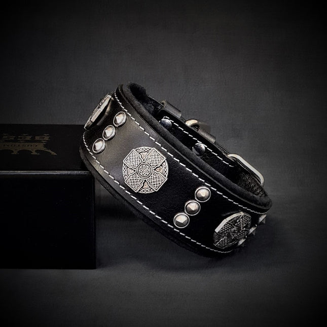 The "Maximus" collar 2 inch wide black & silver